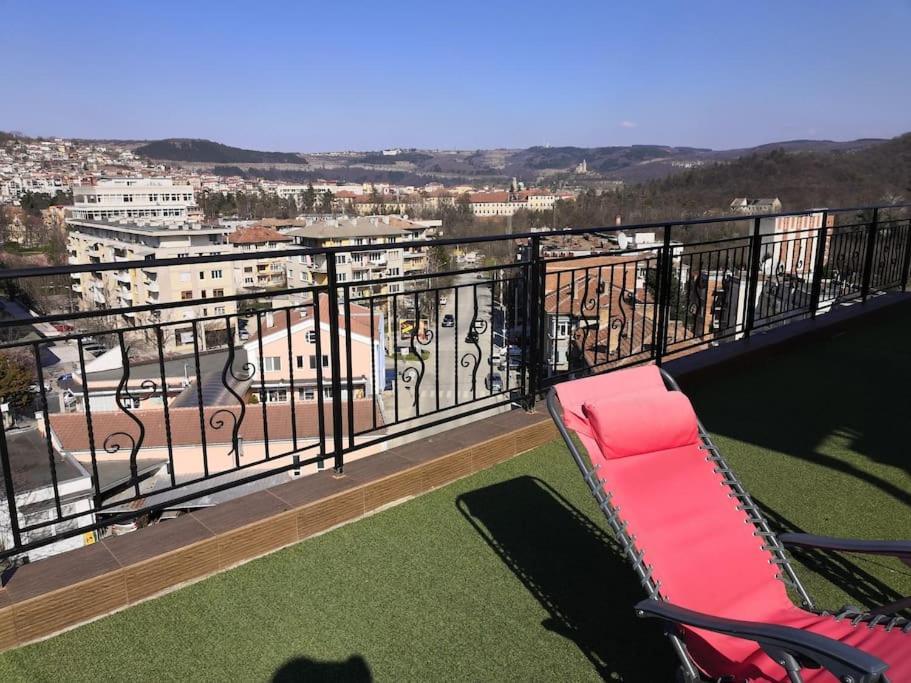 Unique Studio- Great Balcony And View! Parking Possibility! Велико-Тырново Экстерьер фото