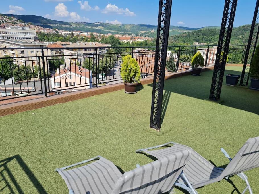 Unique Studio- Great Balcony And View! Parking Possibility! Велико-Тырново Экстерьер фото